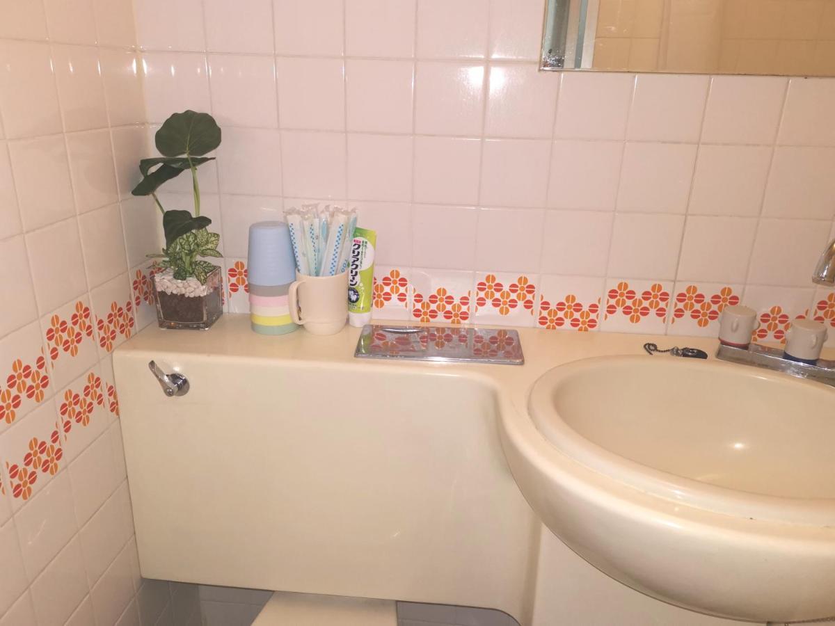 B House -- Self Check In -- Room Number & Password Is In The Following Email Tokyo Exterior photo